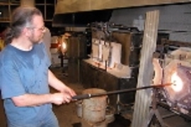 Martin Demaine in the MIT Glass Lab.