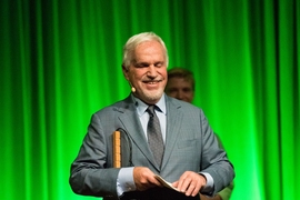 Paul Parravano introduces one team’s device for teaching the Braille alphabet.